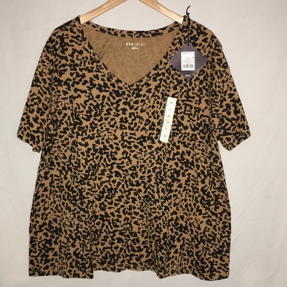 Ava & Viv Tops - Ava&viv Plus size leopard print short sleeve shirt